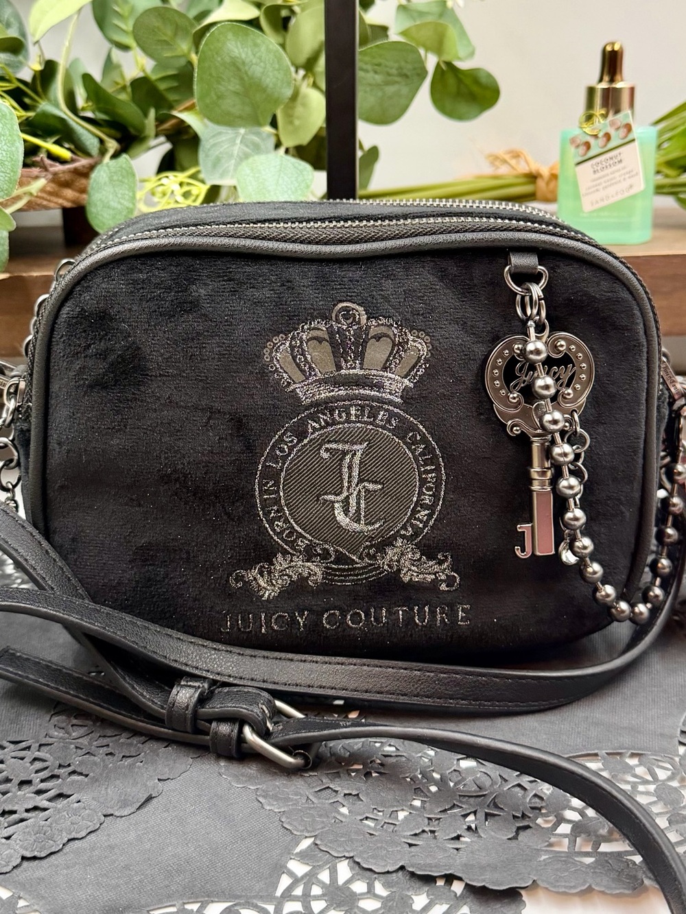 juicy couture black velour crossbody bag y2k mini camera purse nwt